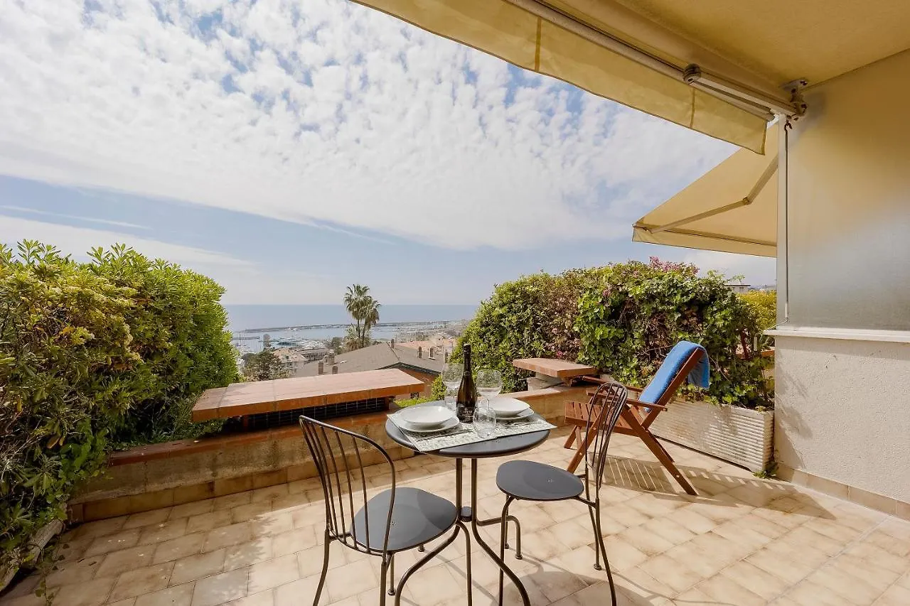 Apartamento Amazing Apt With Sea View - Pool & Tennis Court San Remo Italia